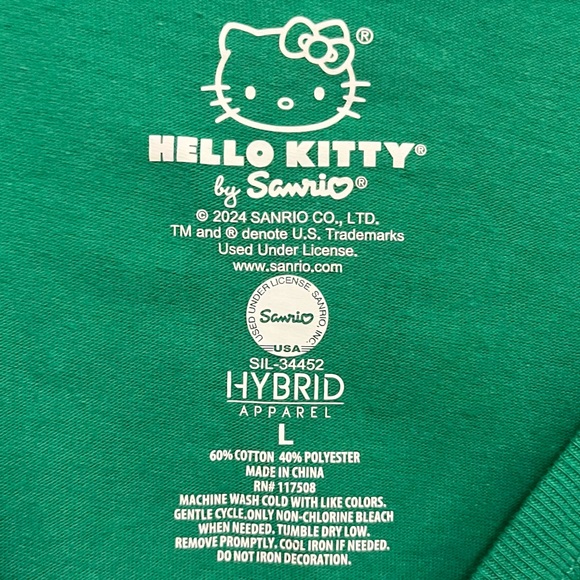 Sanrio x Hybrid Apparel Hello Kitty Athletic Department Cropped Graphic L/S Tee - Picture 4 of 4